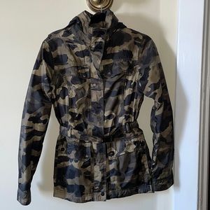 The North Face camo raincoat jacket with belt and hood